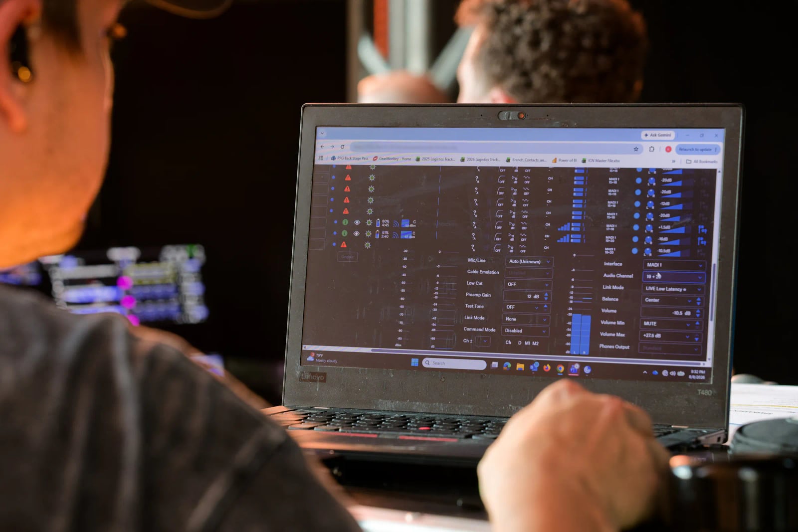 A laptop displays Spectera control software with channel settings, status indicators and audio meters.